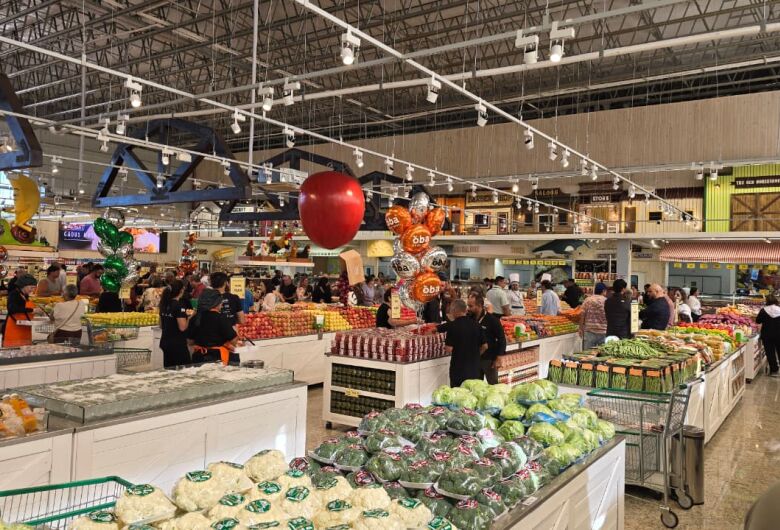 Oba Hortifruti inaugura loja de 1.400 m2 em São Carlos; veja fotos