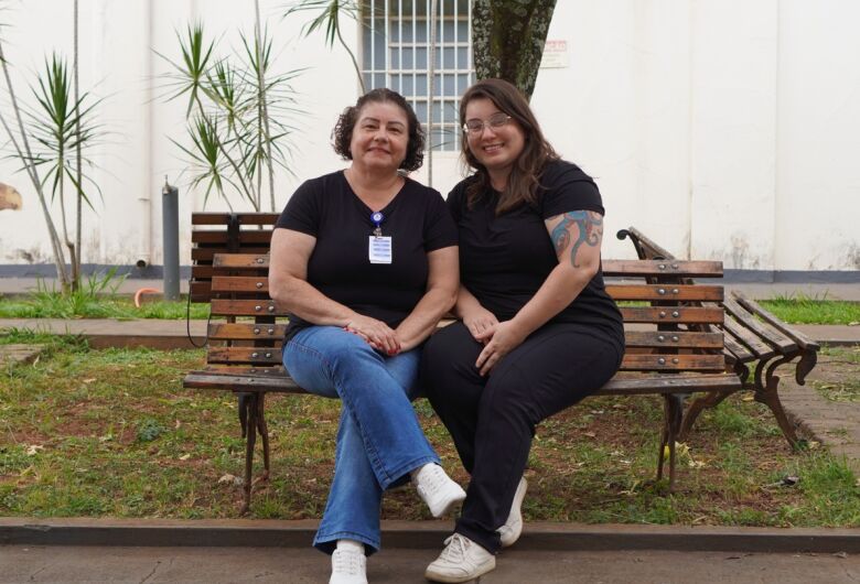 Mãe e filha compartilham profissão e rotina na Santa Casa