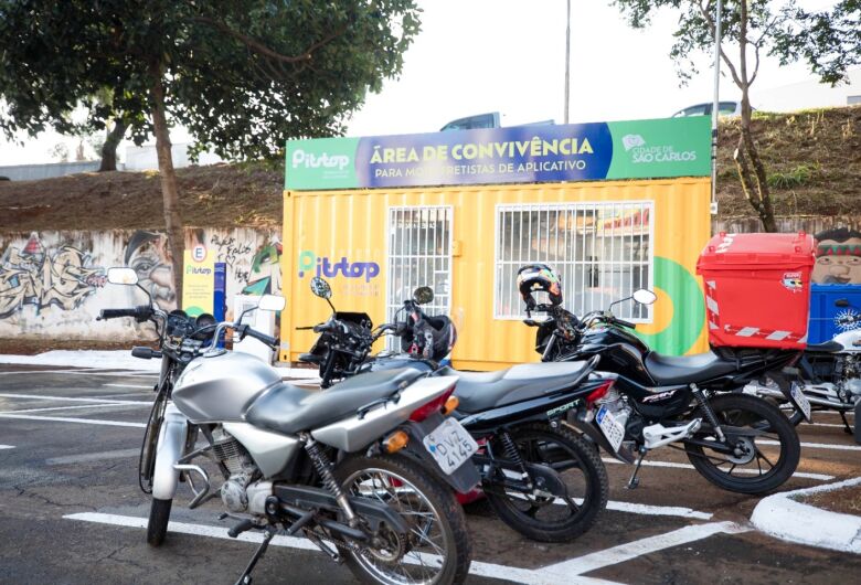 São Carlos promove mobilização para orientar motoboys sobre segurança, direitos e saúde