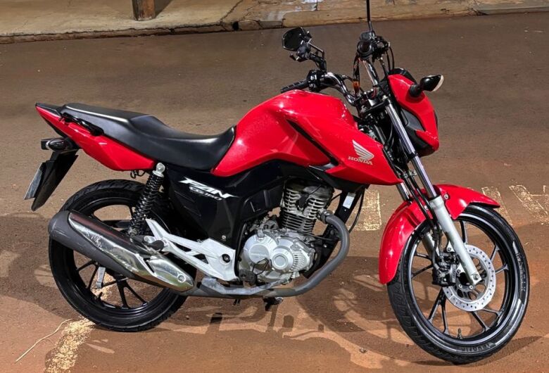 Moto é furtada no Aracy; proprietária pede ajuda