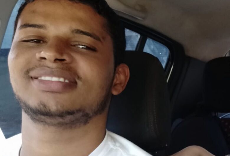 Com filho no colo, homem é baleado por assaltantes e morre em Rio Claro