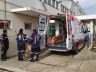 Vítima de esfaqueamento chega à Santa Casa para atendimento médico