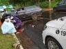 Carro ficou destruído após o forte impacto contra a árvore