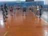 No último sábado, no ginásio de esportes Santa Felícia, retornou as atividades da escolinha de vôlei