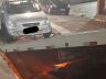 Carro caiu em buraco na região da Santa Casa