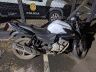 Moto roubada, carro furtada e réplica de arma foram apreendidos pela PM