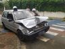 Pancada causou grandes danos ao carro envolvido no acidente