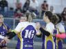Jogadoras da AVS/Smec comemoram mais uma vitória
