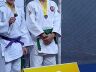 Mayrhá Lucato (ao lado de Sebá), após quatro combates, conquistou a terceira colocação na categoria Sênior Feminino até 63kg