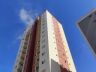13º andar foi consumido pelas chamas em edifício de apartamentos