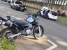 Moto ficou com a frente destruída