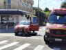 Moto foi parar embaixo do veículo após a colisão