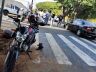 Motociclista recebe primeiros atendimentos: encaminhado à Santa Casa