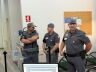 Policial doando sangue na Santa Casa