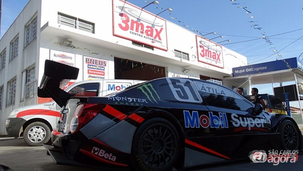 Carro de Stock Car está em exposição no Centro Automotivo 3 Max São Carlos Agora Carro de Stock Car está em exposição no Centro Automotivo 3 Max São Carlos Agora