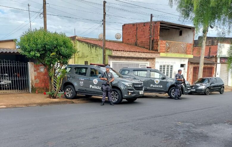 Após vídeo com homens armados em 'fluxo' viralizar, operação policial é realizada em Ibaté -