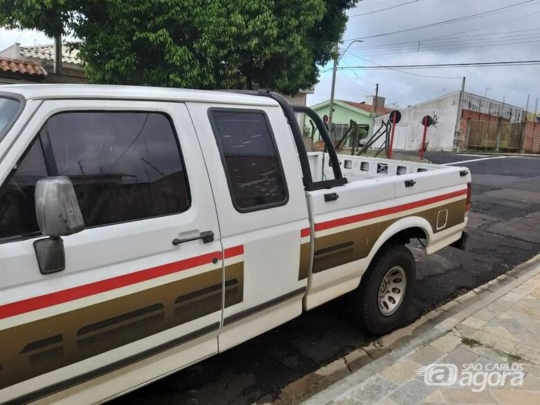 Proprietário pede ajuda para localizar caminhonete furtada no Itamaraty - Crédito: divulgação