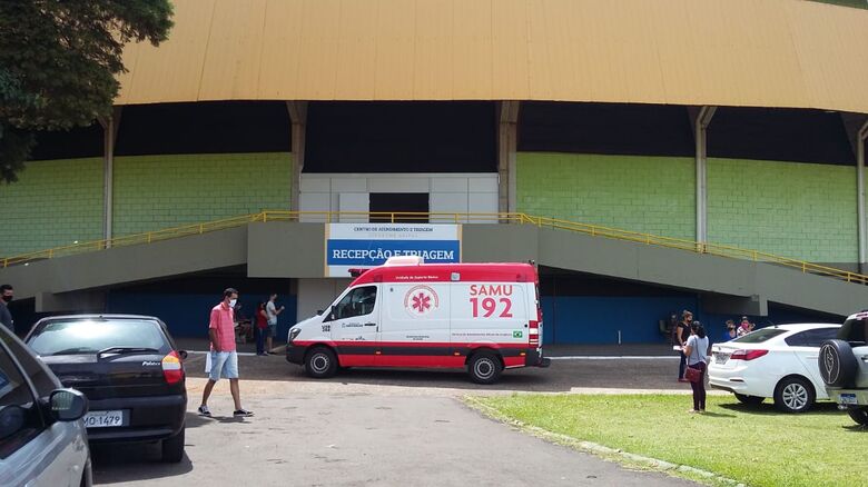 Centro de Atendimento e Triagem de Síndrome Gripal instalado no Milton Olaio - Crédito: Whatsapp SCA - 99963-6036