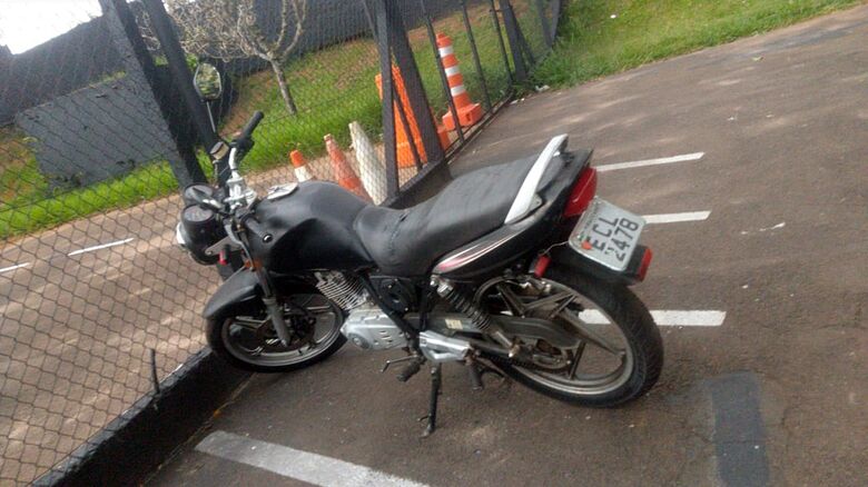 Moto com sinais de adulteração foi apreendida - Crédito: Colaborador SCA