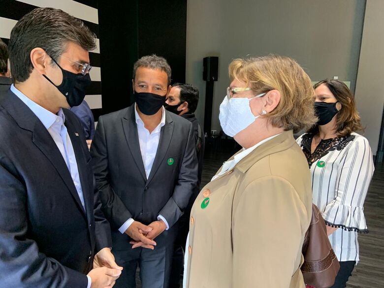 Edson Ferraz e Wanda Hoffmann participam de reunião no estado para discutir volta às aulas - Crédito: divulgação