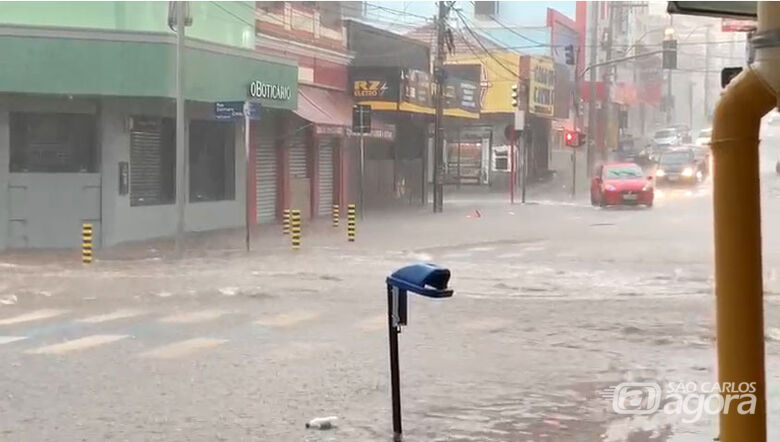 Chuva atinge região central de São Carlos - Crédito: divulgação