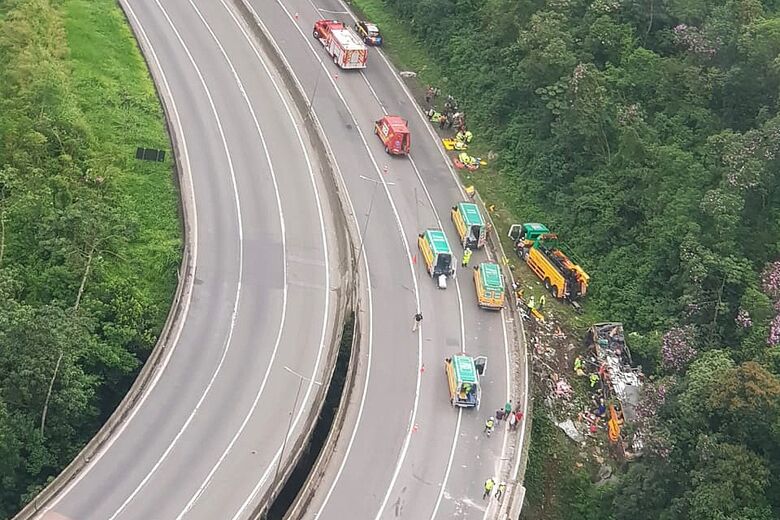 Imagem aérea mostra local do acidente - Crédito: divulgação