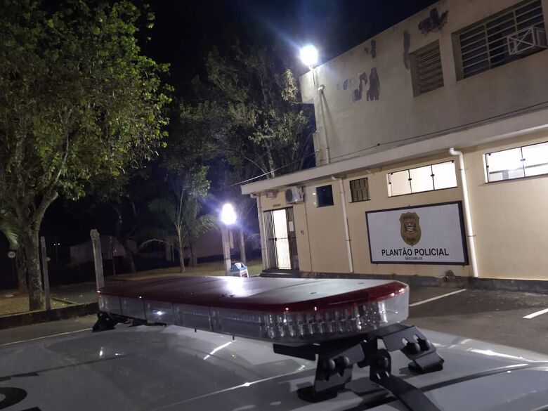 Suspeito teve que se explicar sobre os fios elétricos - Crédito: Arquivo/São Carlos Agora