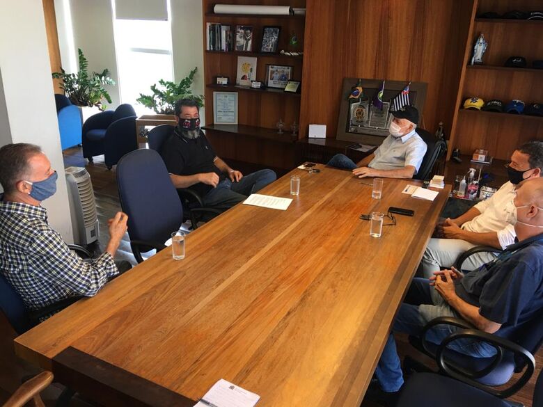 Airton Garcia e Edson Ferraz recebem diretores do CIESP São Carlos - Crédito: Divulgação