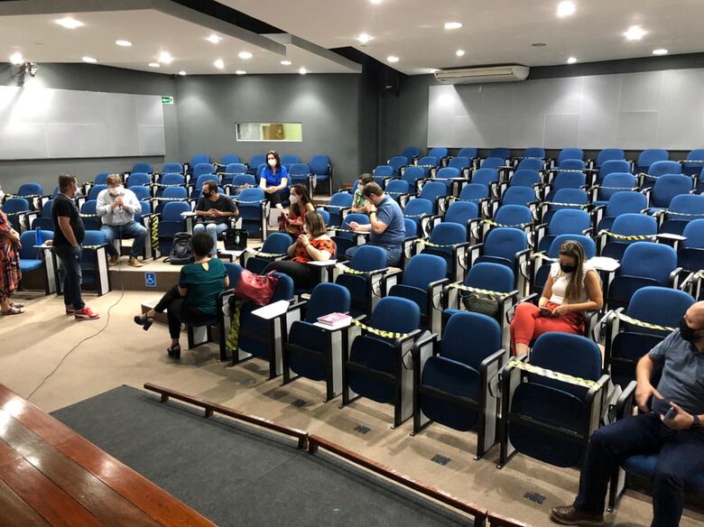 Comitê Emergencial de Combate ao Coronavírus se reúne com representantes de hospitais - Crédito: divulgação