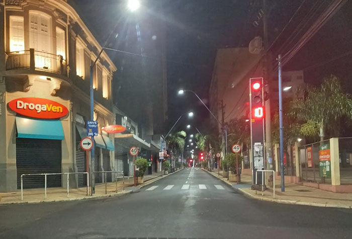 Rua do Centro de Araraquara vazia durante o lockdown - Crédito: RCIA
