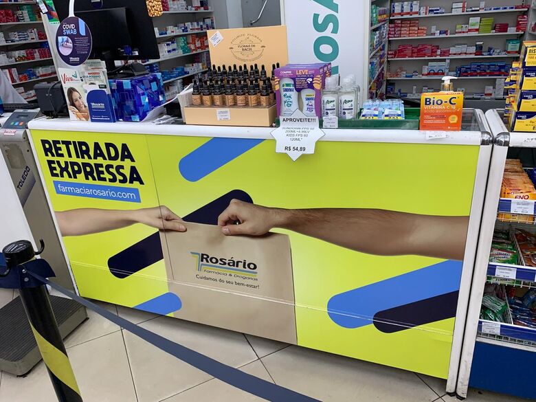 Retirada Expressa: serviço de retirada de pedidos rápido e sem filas da Farmácia Rosário -