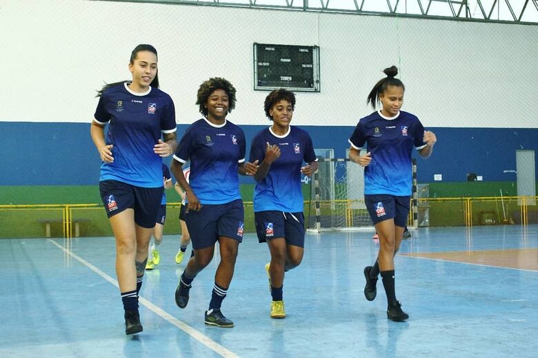 Atletas treinam no Zuzão: preparação para a competição que ainda não tem data definida para começar - Crédito: Divulgação