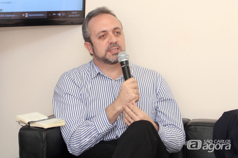 Hamilton Varela, professor titular do Instituto de Química de São Carlos - Crédito: divulgação