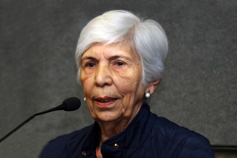 Em sua carreira, Yvonne supervisionou cerca de 40 estudantes de mestrado e doutorado, publicou aproximadamente 200 artigos indexados e produziu numerosas contribuições em conferências e simpósios - Crédito: Divulgação