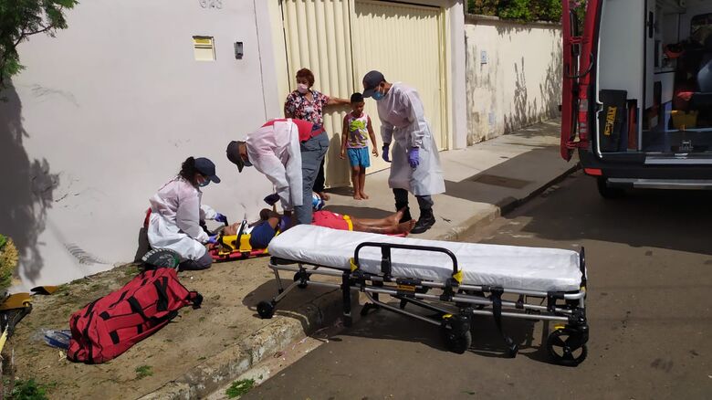 Garupa foi socorrido pela UR do Corpo de Bombeiros - Crédito: Maycon Maximino