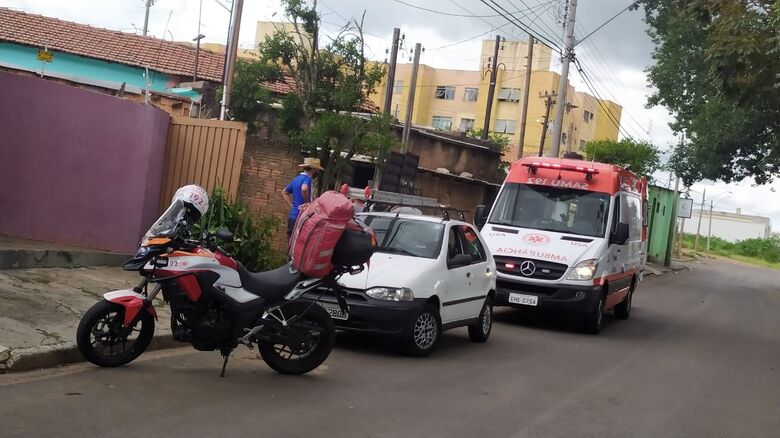 Profissionais da saúde do Samu salvaram a vida de homem com parada cardíaca - Crédito: Maycon Maximino