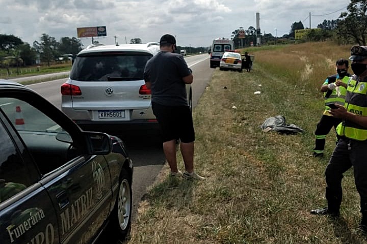 Vítima morreu atropelada por carreta na WL - Crédito: Colaborador SCA