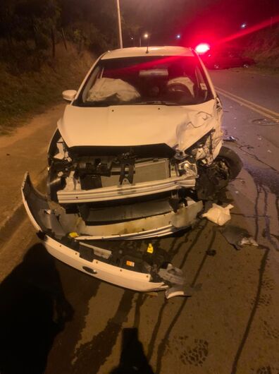 Motorista sem habilitação provoca acidente na região do Jd. Zavaglia - Crédito: São Carlos Agora