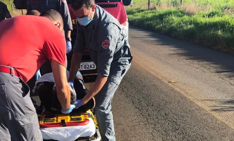 Homem fica ferido ao cair de cachoeira na represa do 29 - Crédito: colaborador SCA