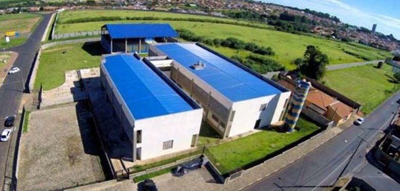 Escola Estadual Segundo Carlos Lopes em Ibaté - Crédito: divulgação