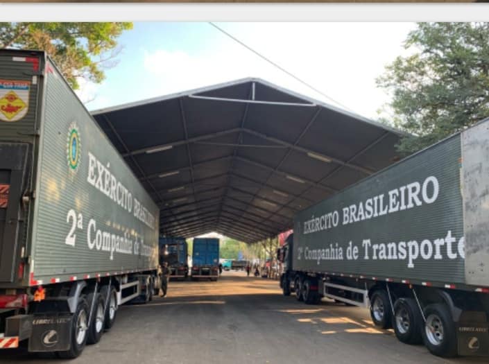 Araraquarenses fazem fila para receber 200 toneladas de alimentos doados pelo Ceagesp - Crédito: reprodução