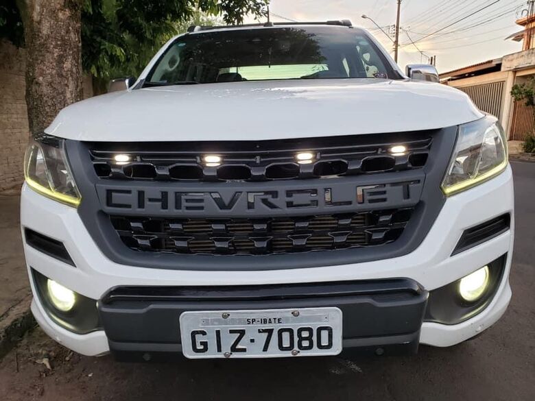 Caminhonete roubada em ibaté - Crédito: Arquivo pessoal