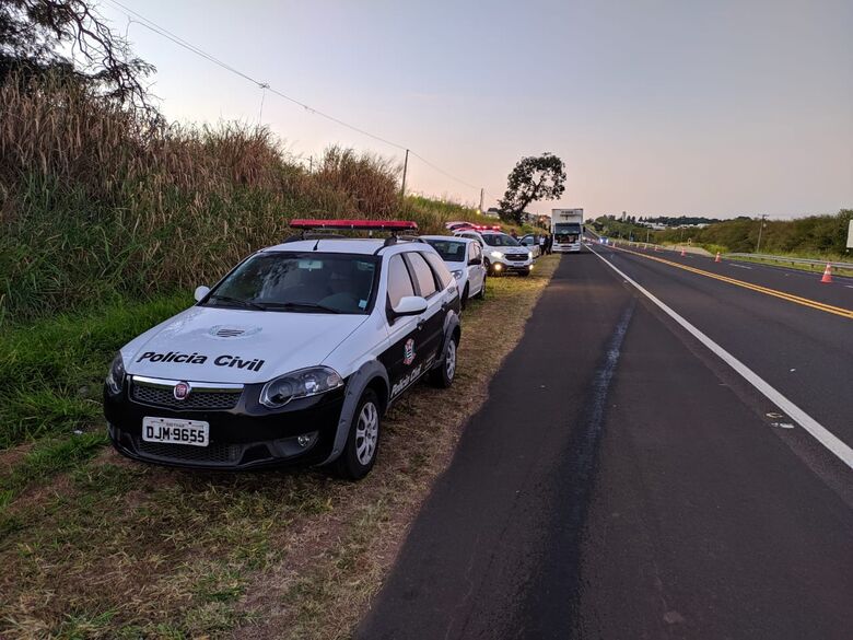 Motorista que passou sobre corpo na SP-318 foi autuado por embriaguez ao volante - Crédito: Maycon Maximino
