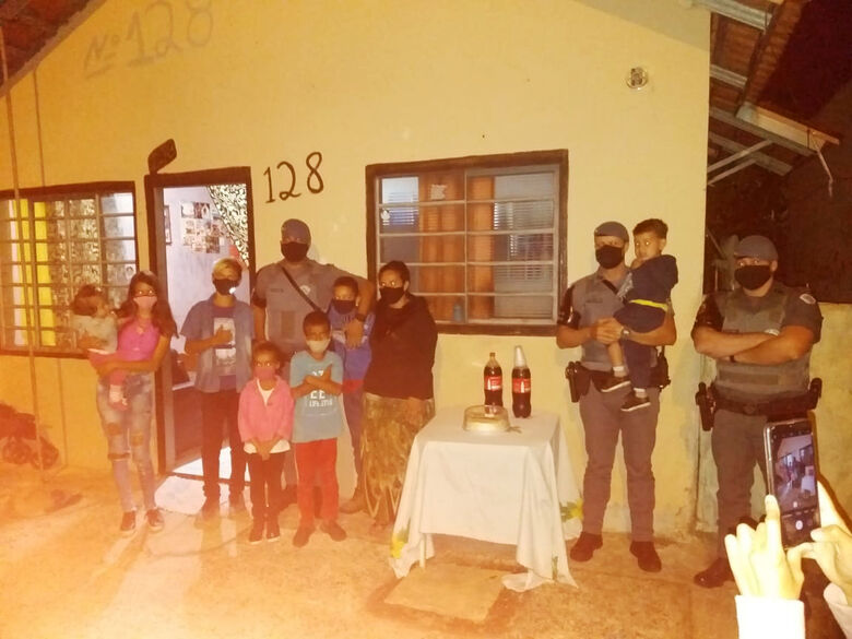 Policiais fizeram a festa do Ray - Crédito: arquivo pessoal