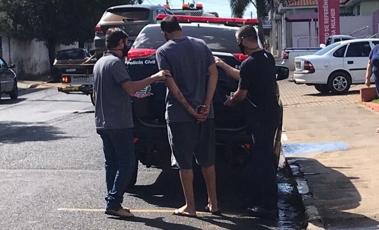 Polícia Civil e GM prendem acusado de tráfico de drogas no Cruzado - Crédito: divulgação/Polícia Civil