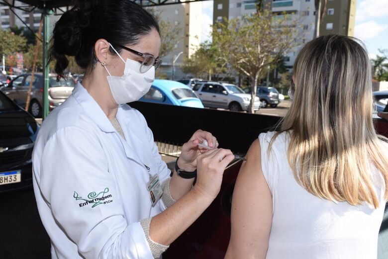 São Carlos inicia nesta terça-feira a imunização contra a Covid-19 do grupo com 56 e 57 anos - Crédito: divulgação