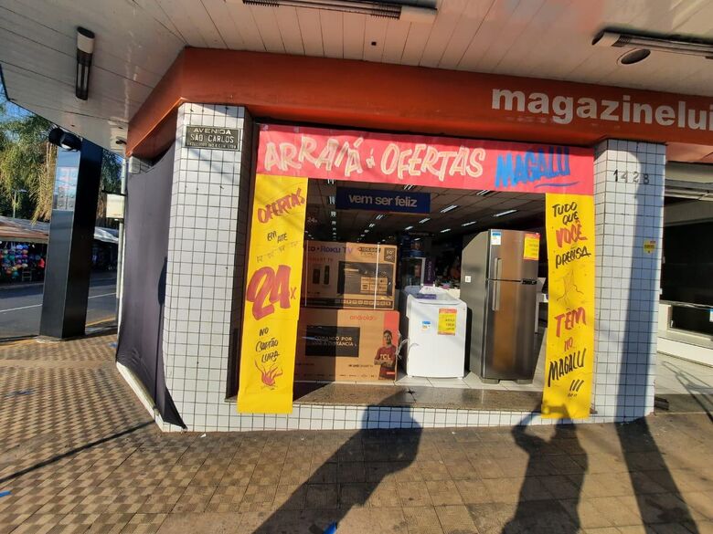 Arraial de ofertas no Magalu São Carlos - Crédito: divulgação