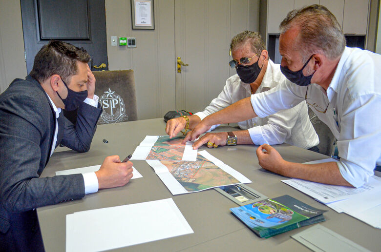 Documento especifica que recursos deverão ser utilizados na pavimentação asfáltica do Distrito Industrial e interligação dos dois novos conjuntos habitacionais - Crédito: Divulgação