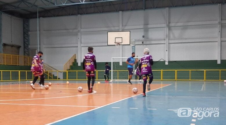 Perspectiva do retorno às atividades presenciais próximas, profissionais do São Carlos Futsal intensificam os trabalhos - Crédito: Marcos Escrivani