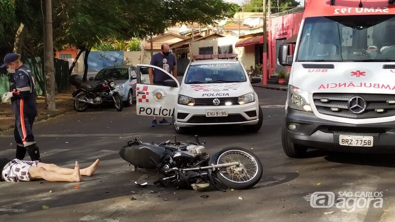 Casal fica ferido após colisão no Jardim Bicão - Crédito: Maycon Maximino